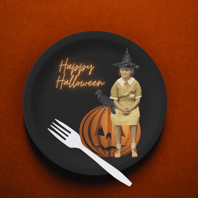 Assiettes En Carton Halloween drôle Vintage sorcière fille (Créateur téléchargé)