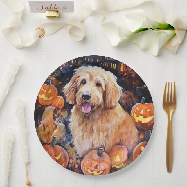Assiettes En Carton Halloween Goldendoodle avec la peur Citrouille (Mariage)