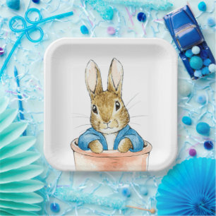 Assiettes En Carton Lapin classique assis dans un pot de plante