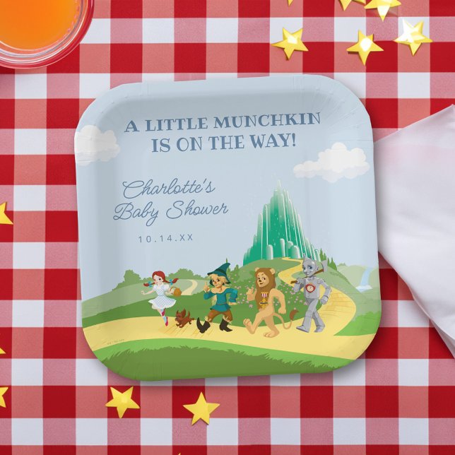 Assiettes En Carton L'Assistant Du Baby shower D'Anniversaire D'Oz™ (Paper plate on table)
