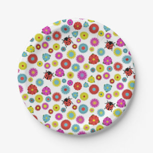 Assiettes En Carton Les coccinelles dans le jardin parmi les fleurs