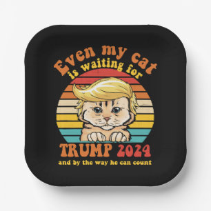 Assiettes En Carton Même mon chat attend l'habillement Trump 2024