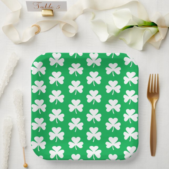 Assiettes En Carton Motif de trèfle vert et blanc (Mariage)