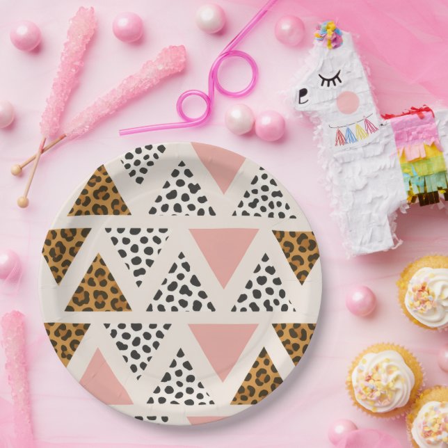 Assiettes En Carton Motif Triangle Léopard Chic et Rose (Fête)