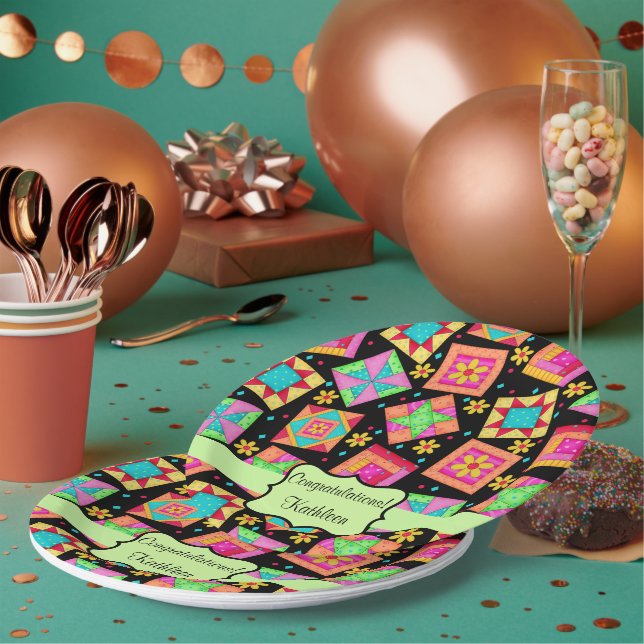 Assiettes En Carton Noir Patchwork Quilt Block Nom Félicitations (Multi)