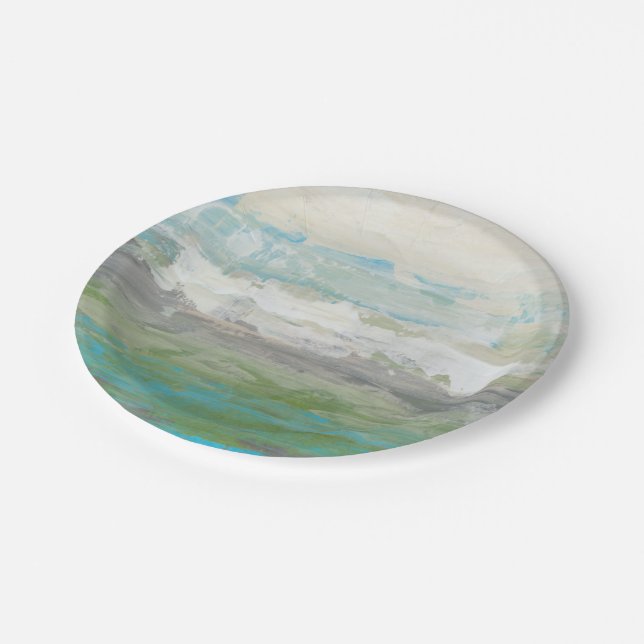 Assiettes En Carton Nuages Blancs Surplombant Un Beau Paysage (Angle)