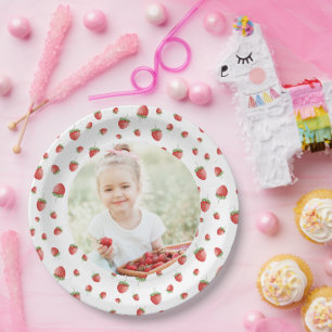 Assiettes En Carton Photo d'anniversaire de fraises