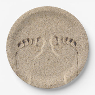 Assiettes En Carton Pieds Nus Dans Le Sable
