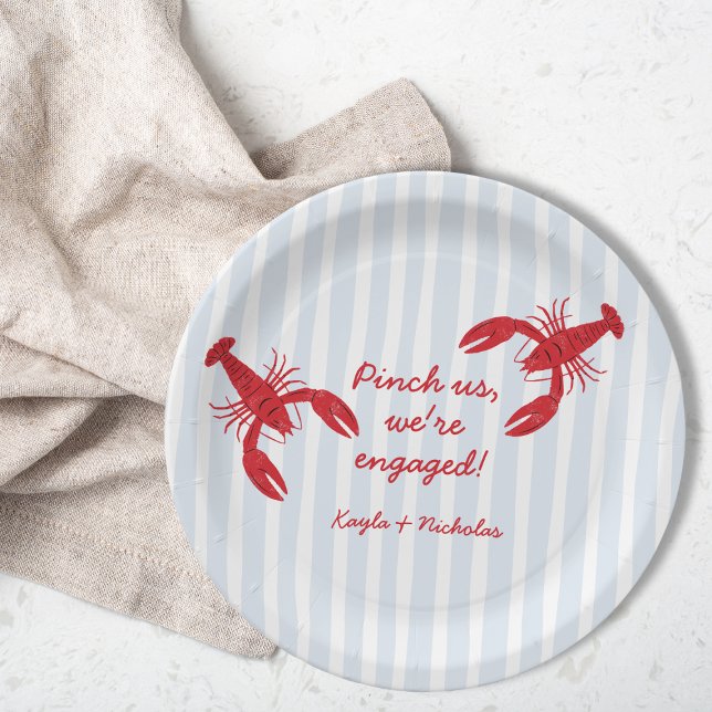 Assiettes En Carton Pincez-Nous Nous sommes Fiancés Boil de Écrevisses (Pinch Us We’re Engaged Crawfish Boil Engagement Paper Plates)