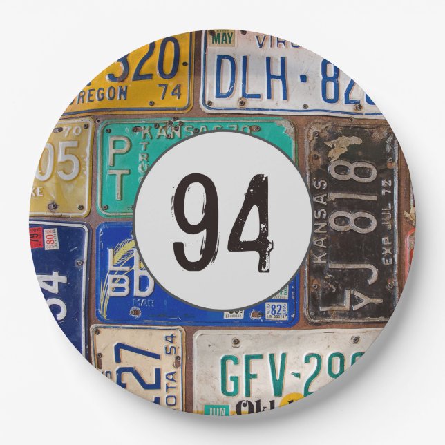 Assiettes En Carton Plaques d'immatriculation rouillées 94e anniversai (Devant)