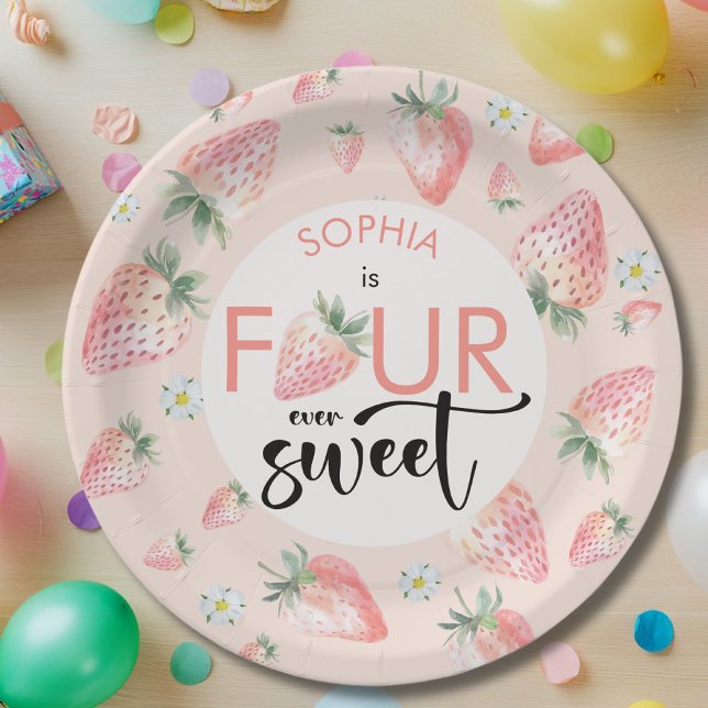 Assiettes En Carton Quatre anniversaire de enfant de fraise sucrée (Créateur téléchargé)