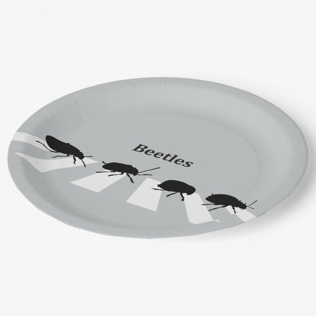 Assiettes En Carton Quatre scarabées marchant à travers un passage (Angle)