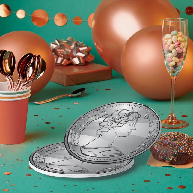 Assiettes En Carton Reine Sur Une Pièce (Créateur téléchargé)