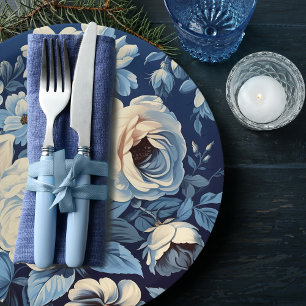 Assiettes En Carton Roses blanches sur Indigo Arrière - plan bleu