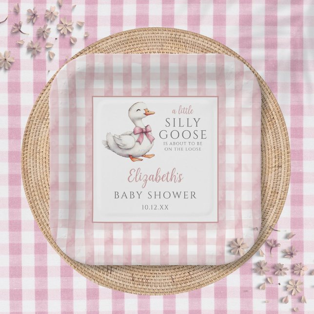 Assiettes En Carton Silencieux Petit Goose Rose En vichy Baby shower (Silly Little Goose Pink Gingham Baby Shower Paper Plates)