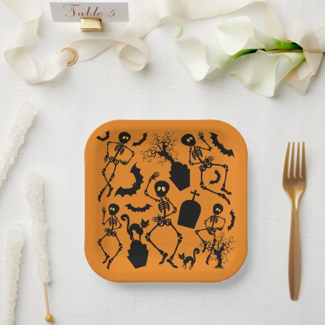 Assiettes En Carton Skeletons d'Halloween Macabre Dance (Mariage)