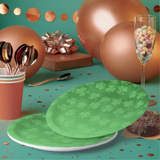 Assiettes En Carton St. Patrick's Day green shamrock ombre motif (Multi)