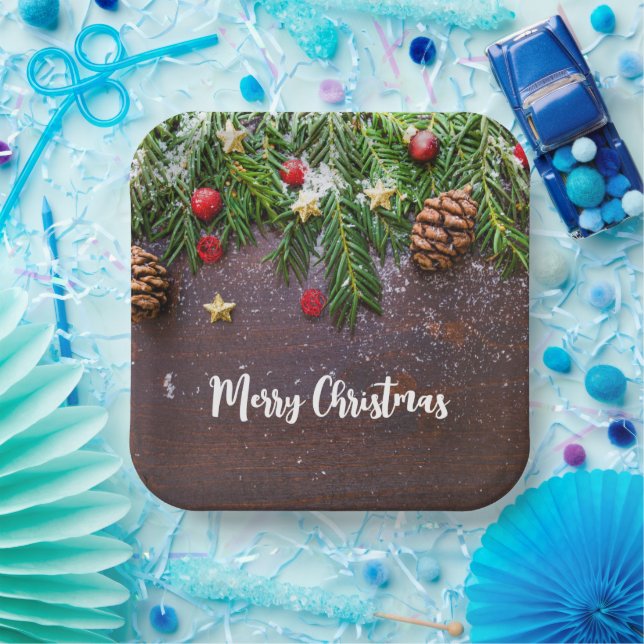 Assiettes En Carton Table de Noël rustique avec pin et neige (Fête)