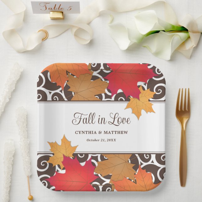 Assiettes En Carton Tomber dans l'amour Automne Feuilles Mariage Monog (Mariage)