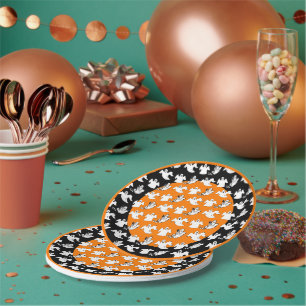 Assiettes En Carton Trois styles pilotant des fantômes sur des