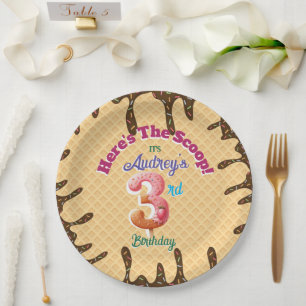 Assiettes En Carton Voici l'invitation à cônes de gaufre Scoop