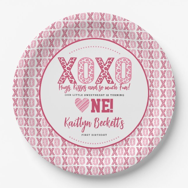 Assiettes En Carton XOXO Hugs & Kisses Saint Valentin 1er anniversaire (Devant)