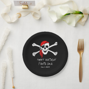 Assiettes en papier crâne et os croisés de Pirate