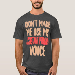 Assistenzdirektor Funny Present Idea sieht aus wie T-Shirt