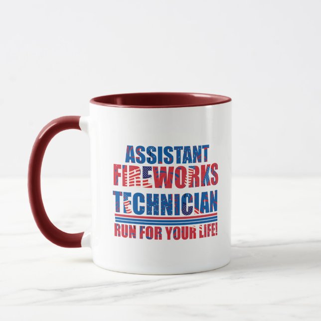 Assistenztechniker am 4. Juli Tasse (Links)