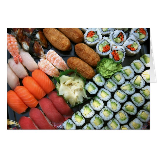 Assortiment de sushis japonais favoris (Devant horizontal)
