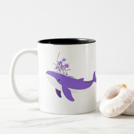 Ästhetischer Lila-Wal und Lilien-Manifestation Zweifarbige Tasse