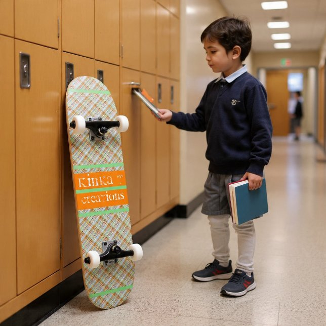 Aston Plaid Skateboard (Von Creator hochgeladen)
