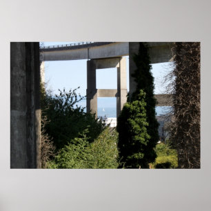 Astoria-Megler Brücke mit einem Segelboot Poster