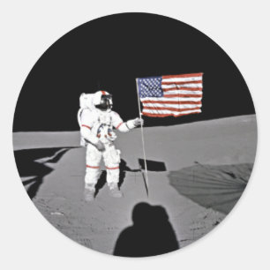 Astronaut Alan Shepard, Amerikanische Flagge auf Runder Aufkleber