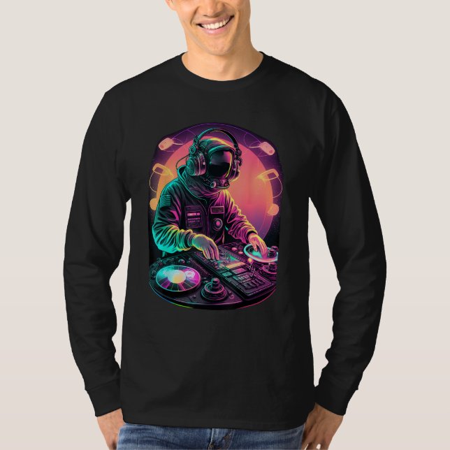 Astronaut DJ, DJing in Space, EDM cool Graphic T-Shirt (Vorderseite)