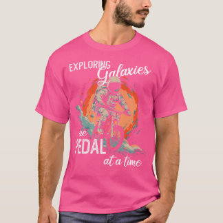 Astronaut Fahrrad Radfahren Bergab Mountainbike B T-Shirt