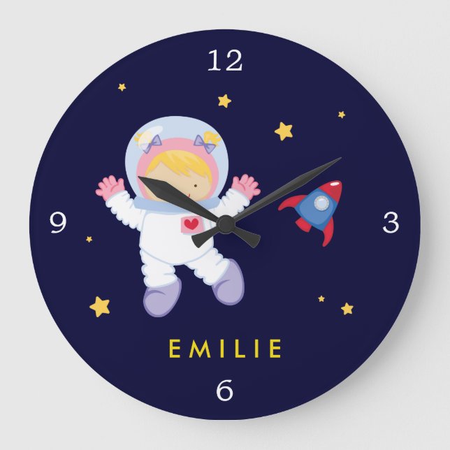 Astronaut Girl Space Themed Große Wanduhr (Vorderseite)