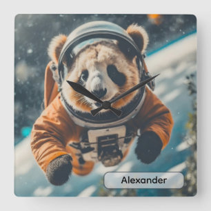 Astronaut Panda im Weltraum Surrealer Tierkinderzi Quadratische Wanduhr
