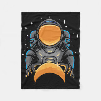 Astronaut steuert Weltraum Fleecedecke