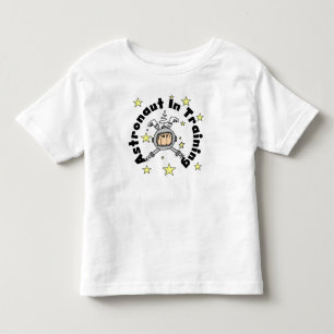 Astronaute dans le T-shirt de formation