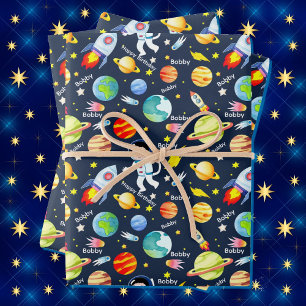 Astronautenjunge personalisieren das Namensraumsch Geschenkpapier Set