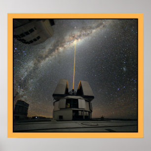 Astronomischer Laser auf dem Weg zu Milchstraßen Poster