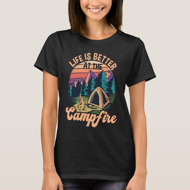 At The Campfire Camping T-Shirt (Vorderseite)