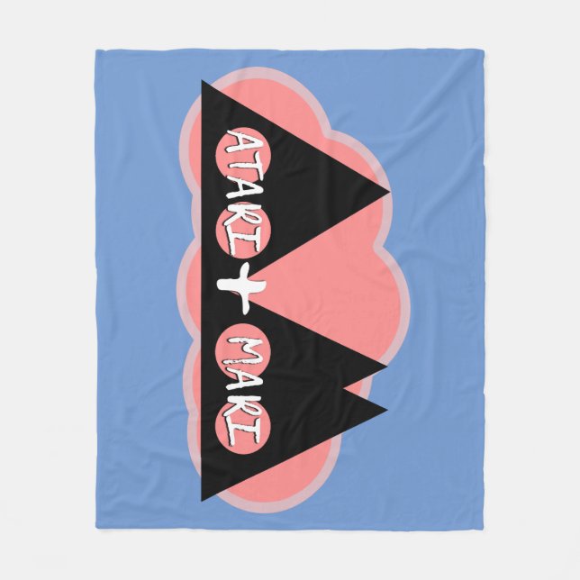 ATARI+MARI-Logo Fleecedecke (Vorderseite)