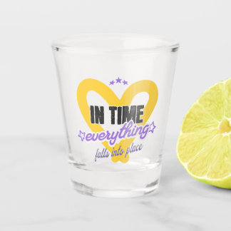 atemberaubende Glaskunstdesigns mit den inspiriere Schnapsglas