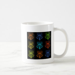 Atemberaubende kenianische Schmetterlingsflagge-Ty Kaffeetasse