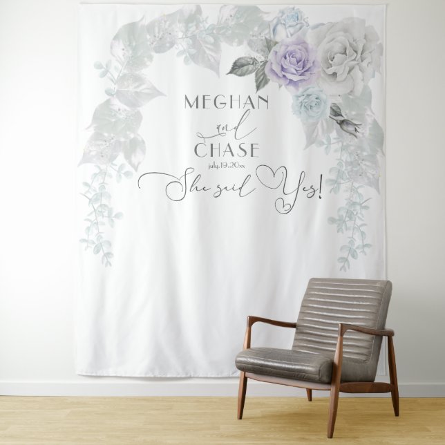 Atemberaubender Eisblauer Lilac und Weißrosenstück Wandteppich (Beispiel)