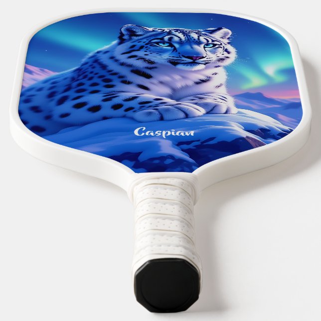 Atemberaubender Schneeleopard auf dem Felsen Pickleball Schläger (Ablage )