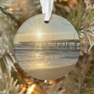 Atemberaubender Sonnenaufgang am Virginia Beach Pi Ornament