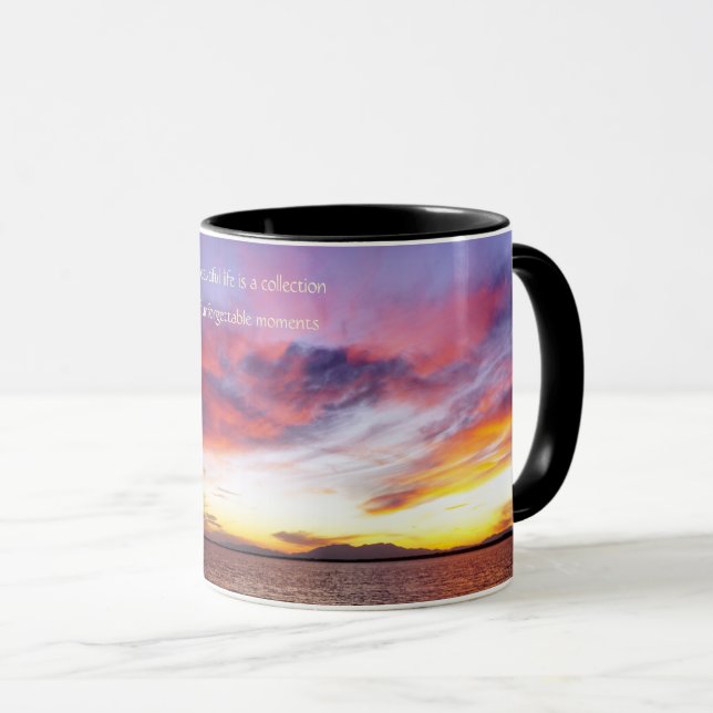 Atemberaubender Sonnenuntergang über dem Meer, per Tasse (VorderseiteRechts)